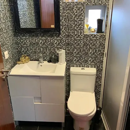 Habitación en casa particular Quinta J.v.